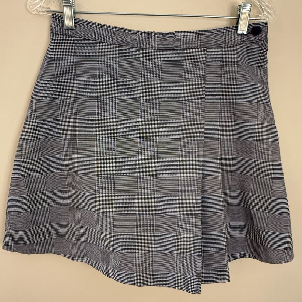 Becky Thatcher vintage black & white herringbone pleated skort SZ 8 1/2